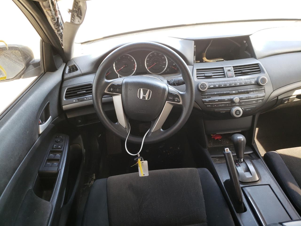Photo 9 from auction – 2008 HONDA ACCORD LXP with VIN JHMCP26438C023098
