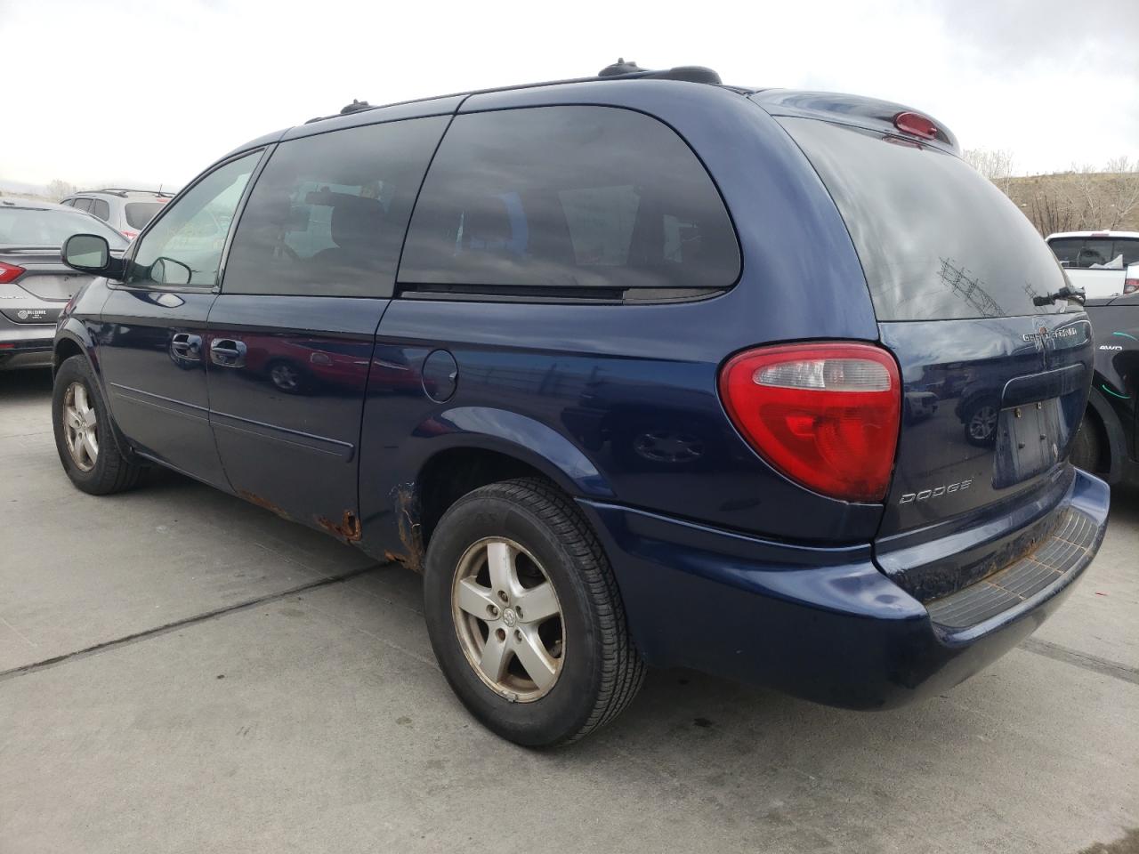 Photo 3 from auction – 2005 DODGE GRAND CARA with VIN 2D4GP44L15R420159
