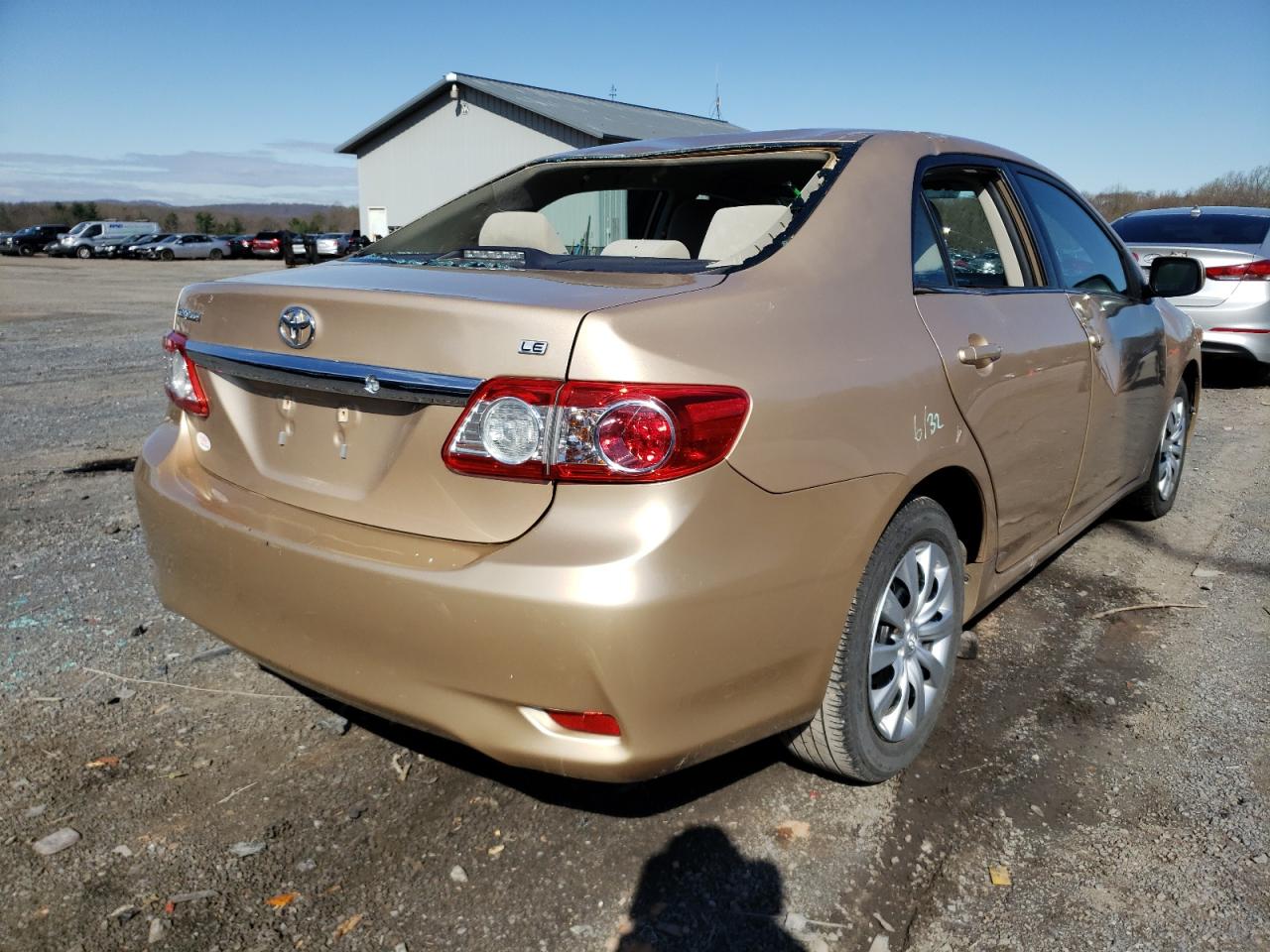 Zdjęcie 4 z aukcji – 2013 TOYOTA COROLLA BA z VIN 2T1BU4EE0DC935202