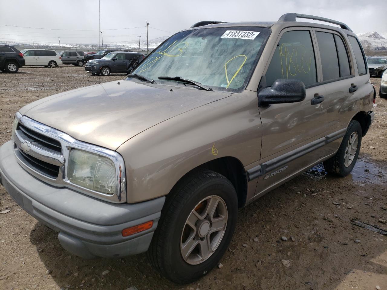 Photo 2 from auction – 2003 CHEVROLET TRACKER with VIN 2CNBE13C336945733