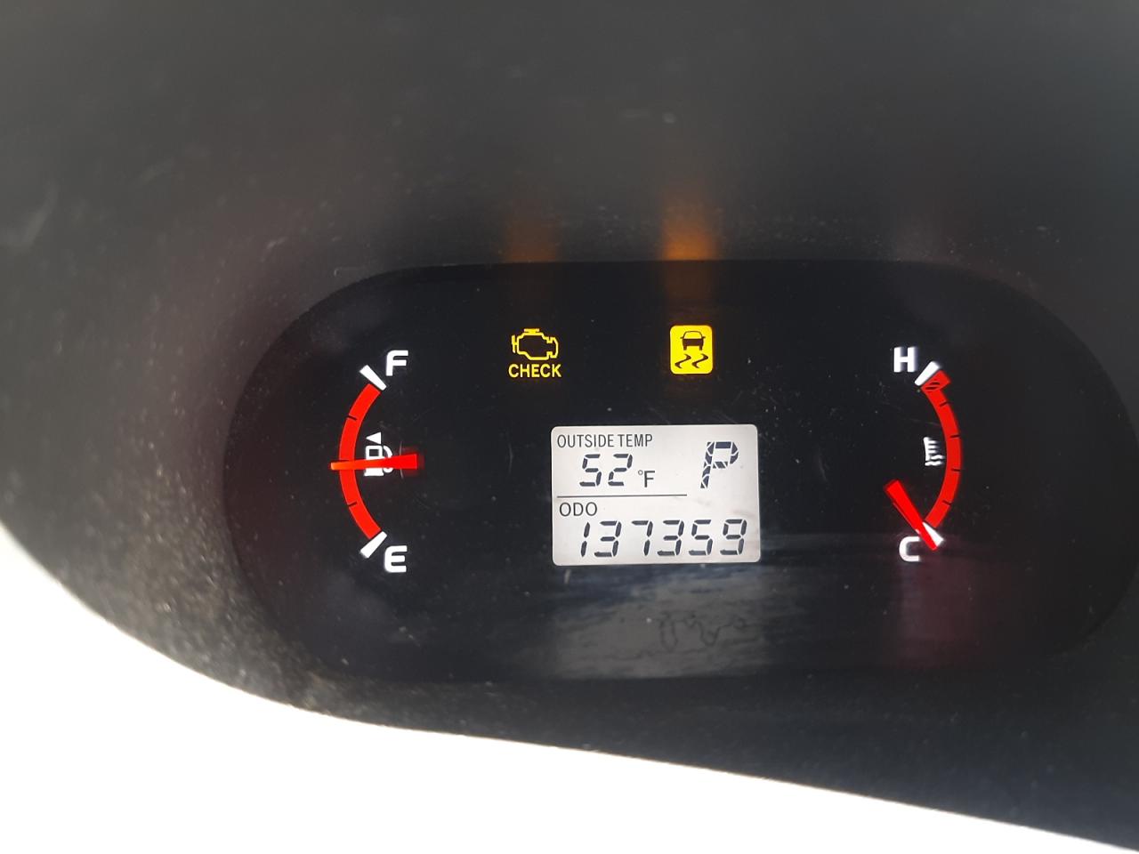 Photo 8 from auction – 2010 TOYOTA MATRX with VIN 2T1KU4EE0AC196649