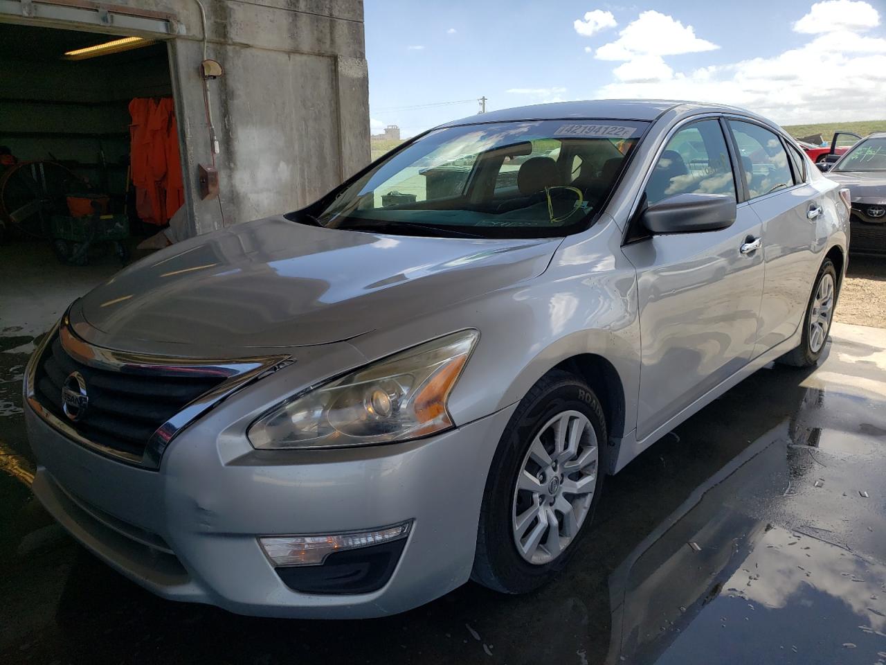Photo 2 from auction – 2015 NISSAN ALTIMA 2.5 with VIN 1N4AL3AP1FC230281
