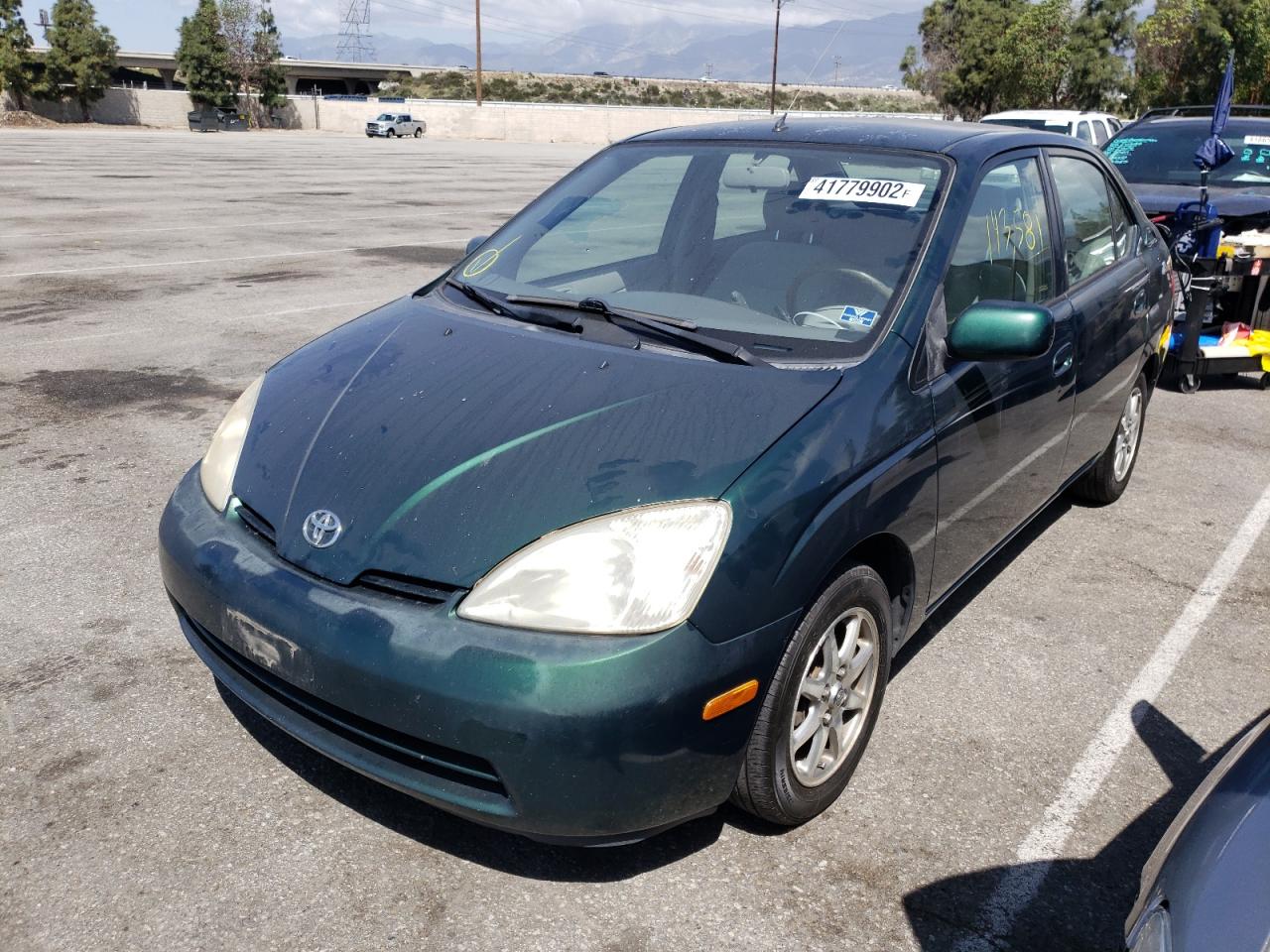 Photo 2 from auction – 2002 TOYOTA PRIUS with VIN JT2BK12U820053680