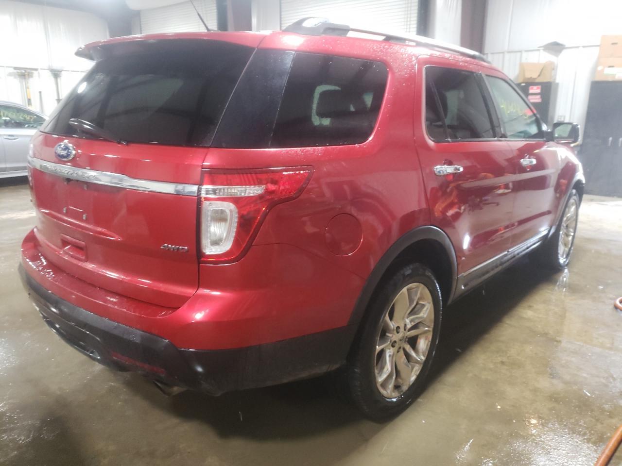Photo 4 from auction – 2011 FORD EXPLORER X with VIN 1FMHK8D81BGA60015