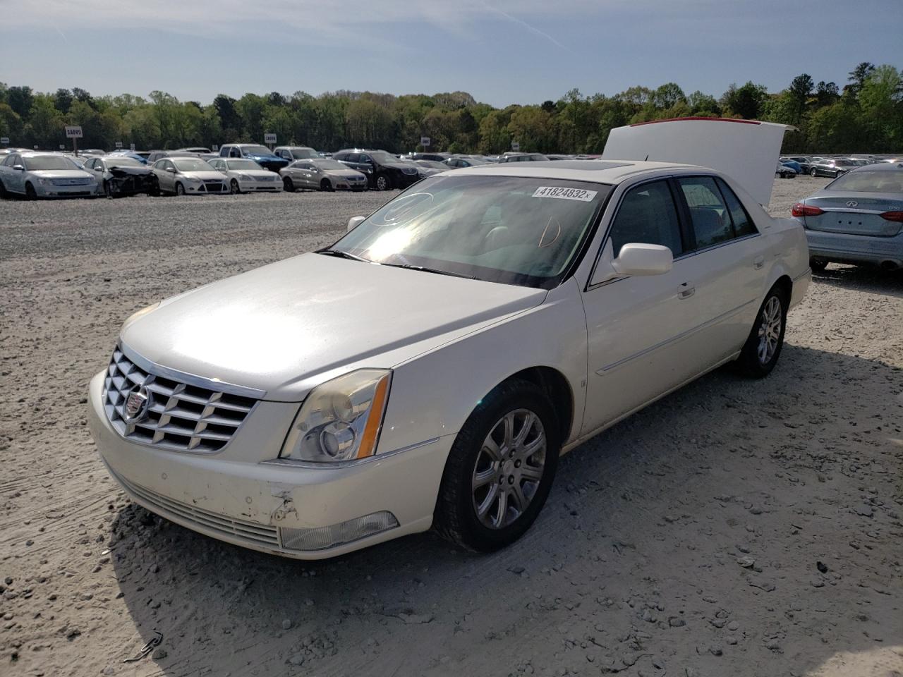 Photo 2 from auction – 2008 CADILLAC DTS with VIN 1G6KD57Y98U116648