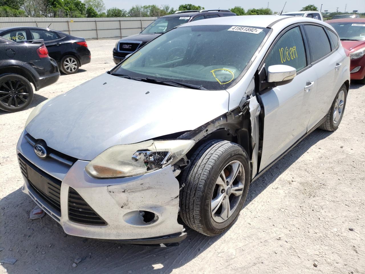 Photo 2 from auction – 2014 FORD FOCUS SE with VIN 1FADP3K24EL454177