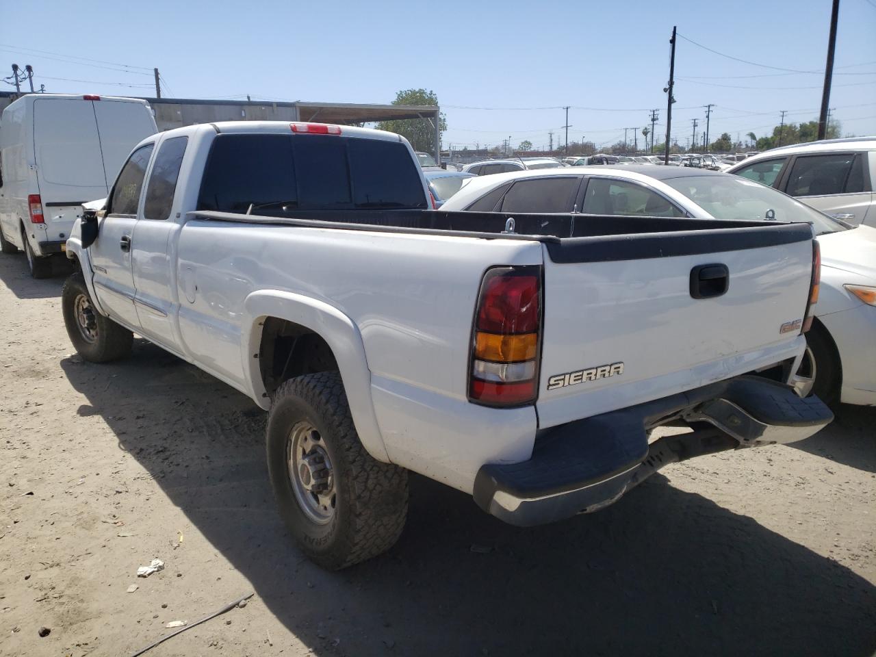 Photo 3 from auction – 2004 GMC SIERRA C25 with VIN 1GTHC29U24E303513