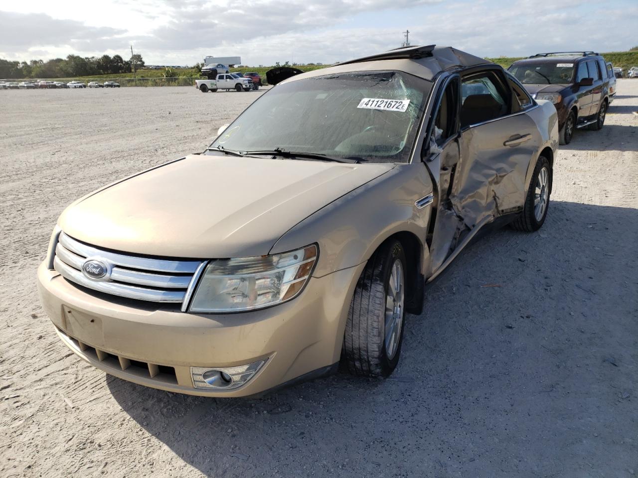 Photo 2 from auction – 2008 FORD TAURUS SEL with VIN 1FAHP24W18G135909