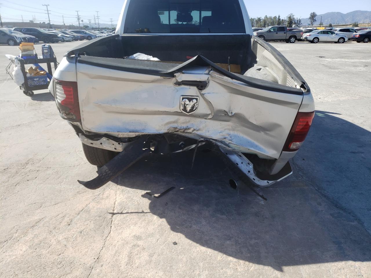 Photo 9 from auction – 2014 RAM 1500 SPORT with VIN 1C6RR6HTXES170576