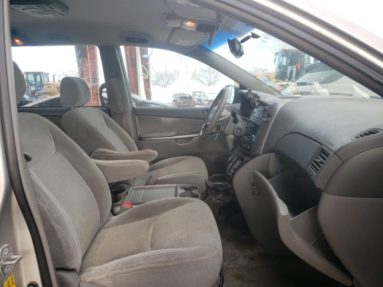 Photo 5 from auction – 2007 TOYOTA SIENNA CE with VIN 5TDZK23C97S013131
