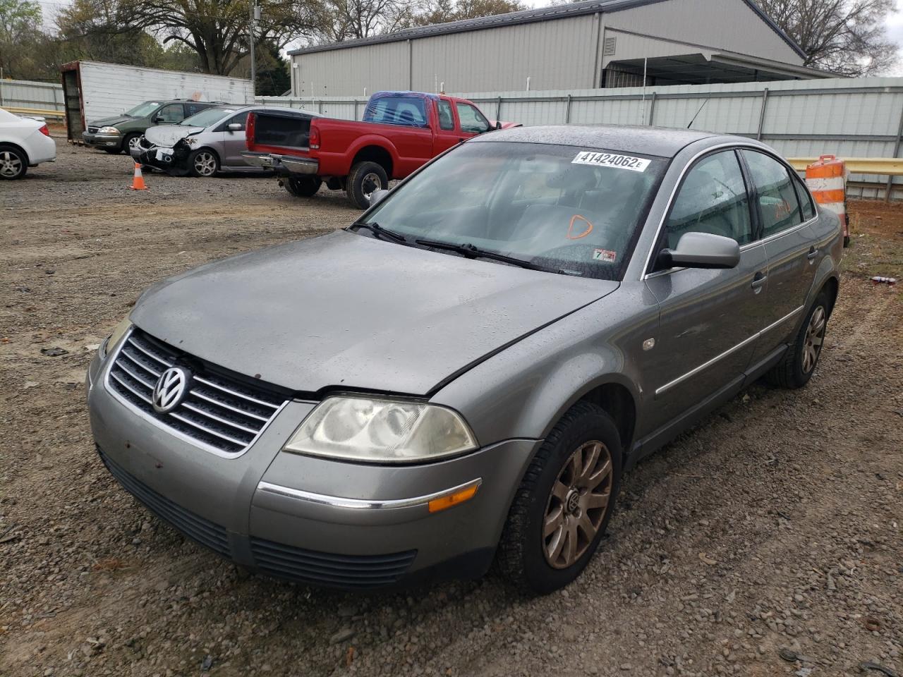 Photo 2 from auction – 2003 VOLKSWAGEN PASSAT GL with VIN WVWMD63BX3P094227