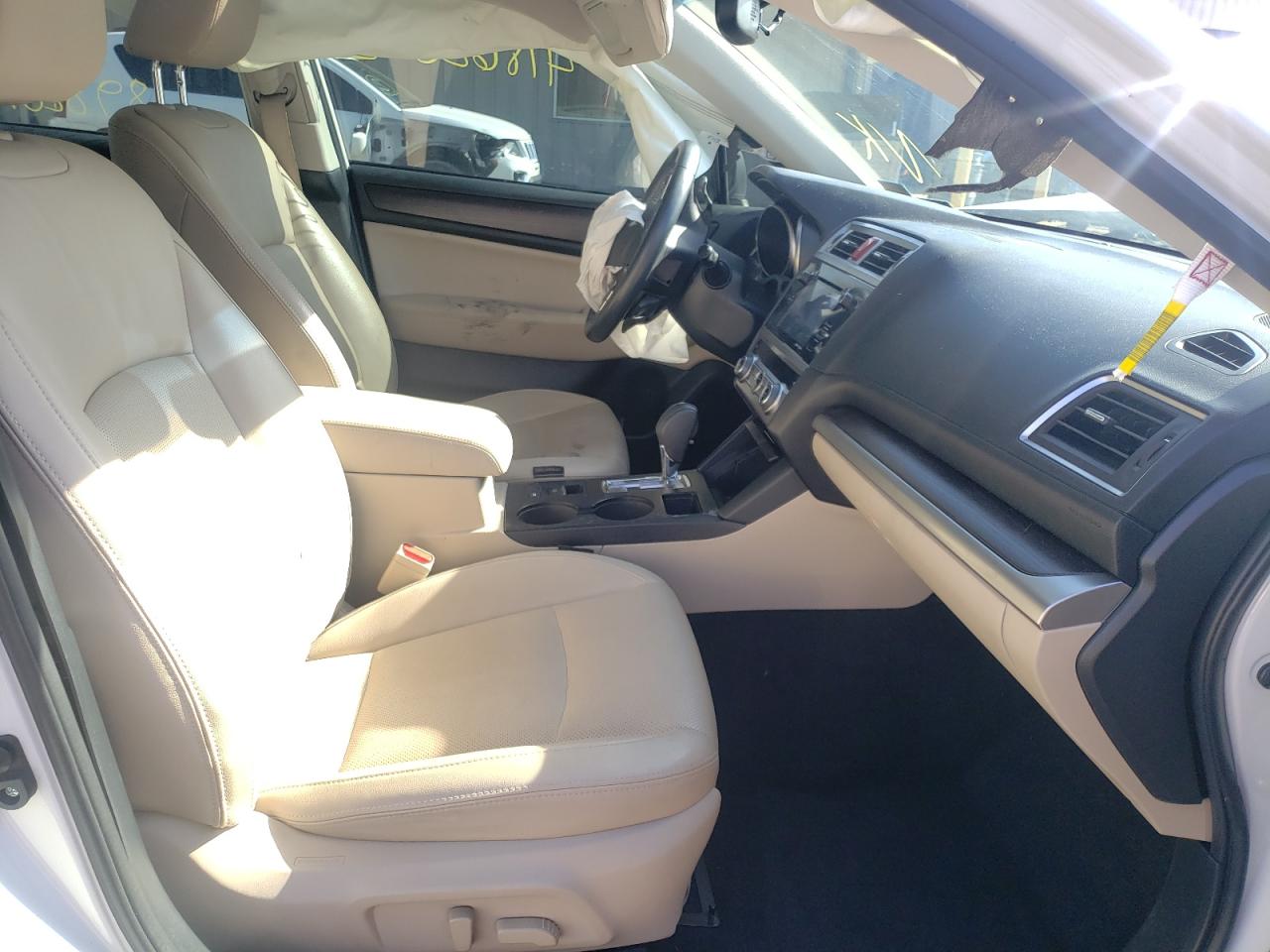 صورة رقم 5 من المزاد - 2015 SUBARU LEGACY 2.5 مع VIN 4S3BNBL69F3012564