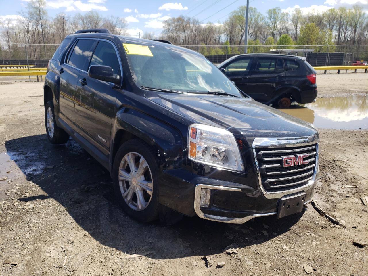 GMC TERRAIN SL 2017 with VIN 2GKFLTEK8H6163936 - Photo from auction