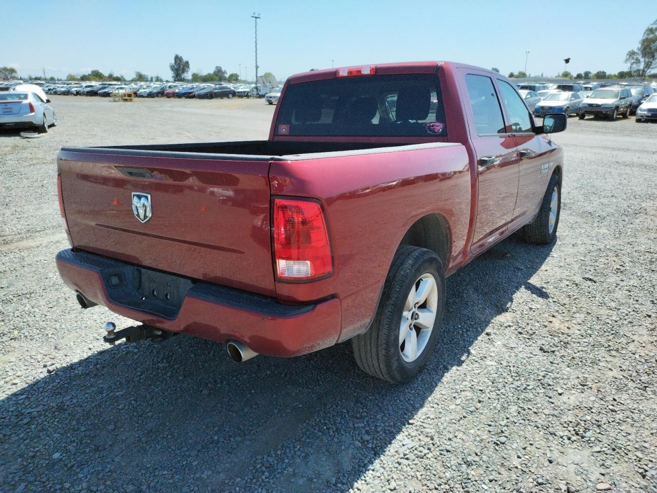 Photo 4 from auction – 2014 RAM 1500 ST with VIN 1C6RR6KT5ES140569