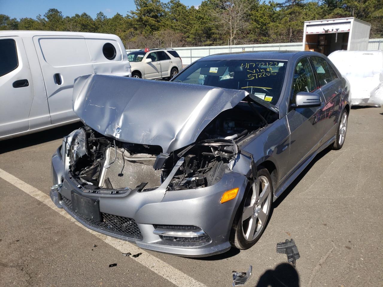 Photo 2 from auction – 2012 MERCEDES-BENZ E 350 4MAT with VIN WDDHF8JB9CA572205