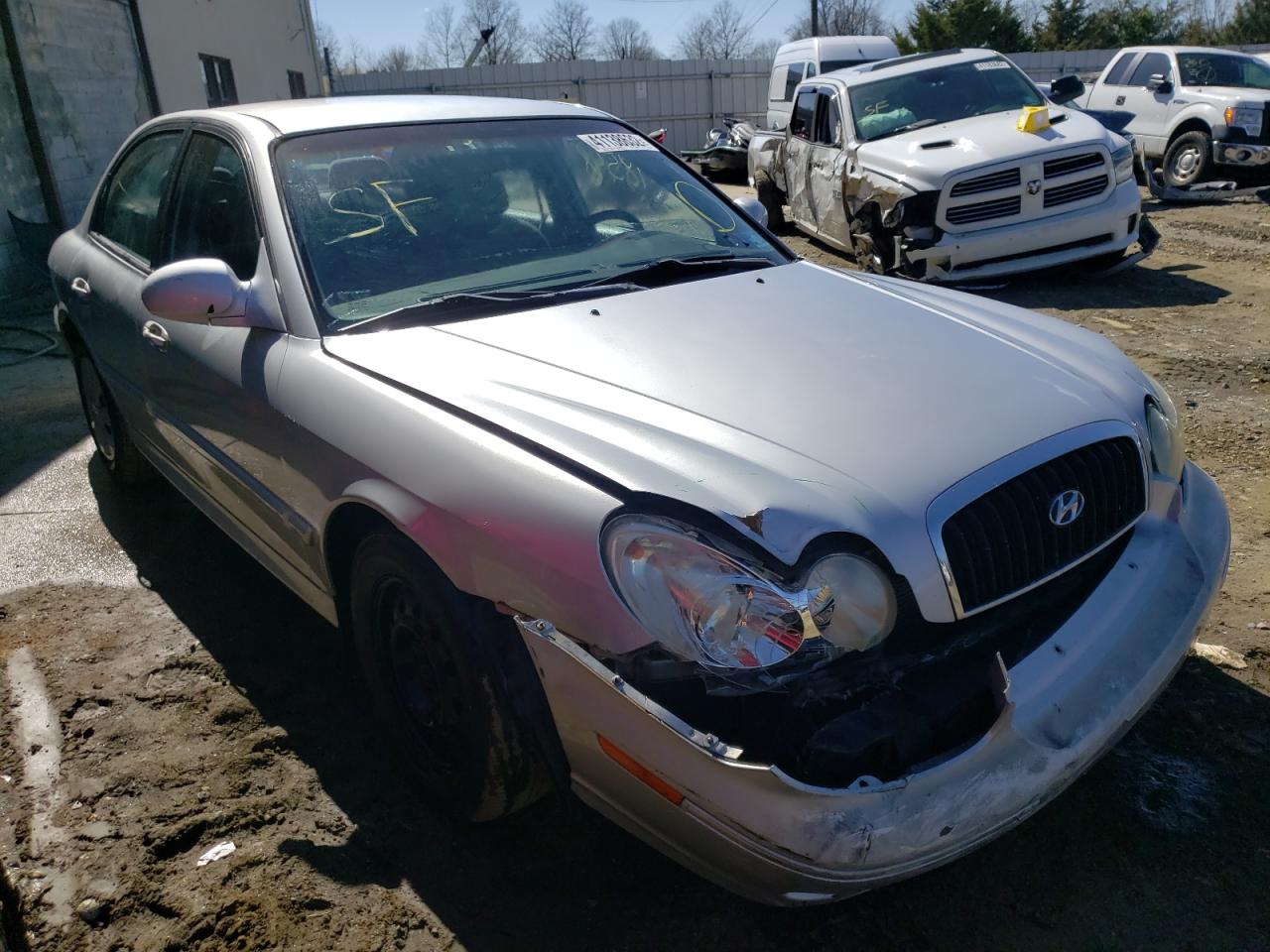 HYUNDAI SONATA GL 2004 with VIN KMHWF25S44A008970 - Photo from auction