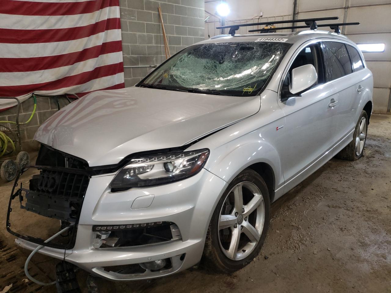 Photo 2 from auction – 2015 AUDI Q7 PRESTIG with VIN WA1DGAFE2FD026164