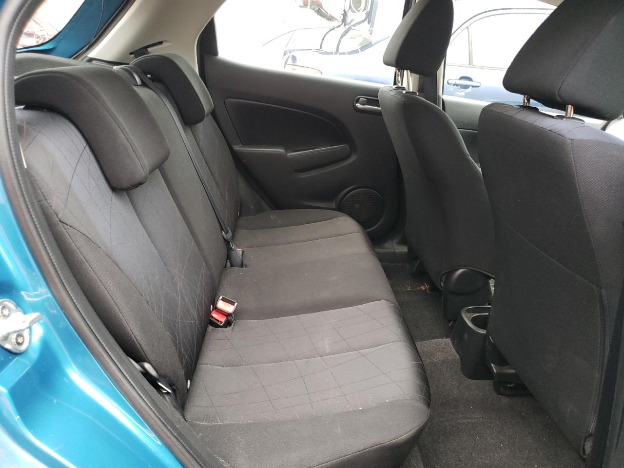 Photo 6 from auction – 2012 MAZDA MAZDA2 with VIN JM1DE1KZ4C0133496