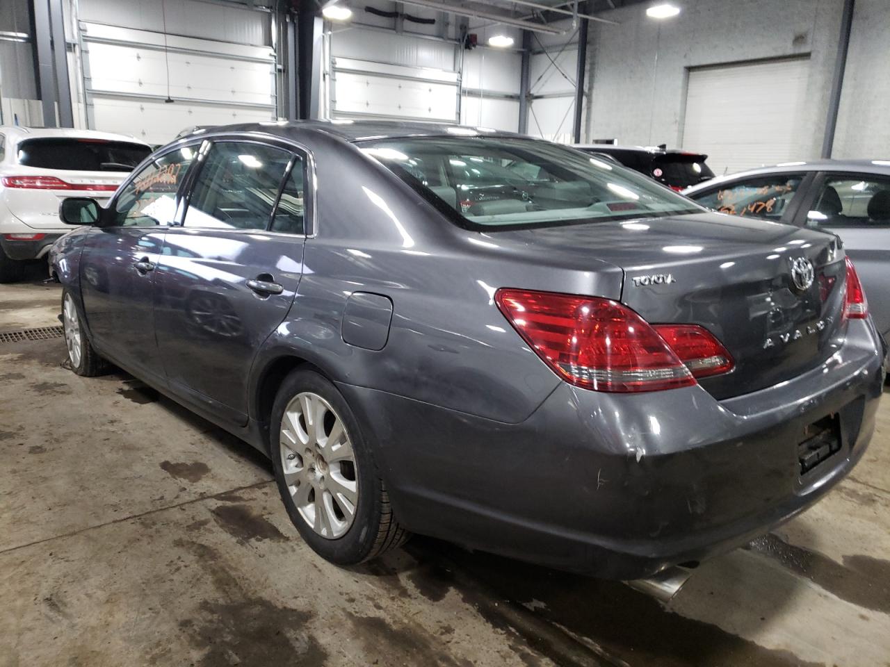 Photo 3 from auction – 2008 TOYOTA AVALON XL with VIN 4T1BK36B98U289697