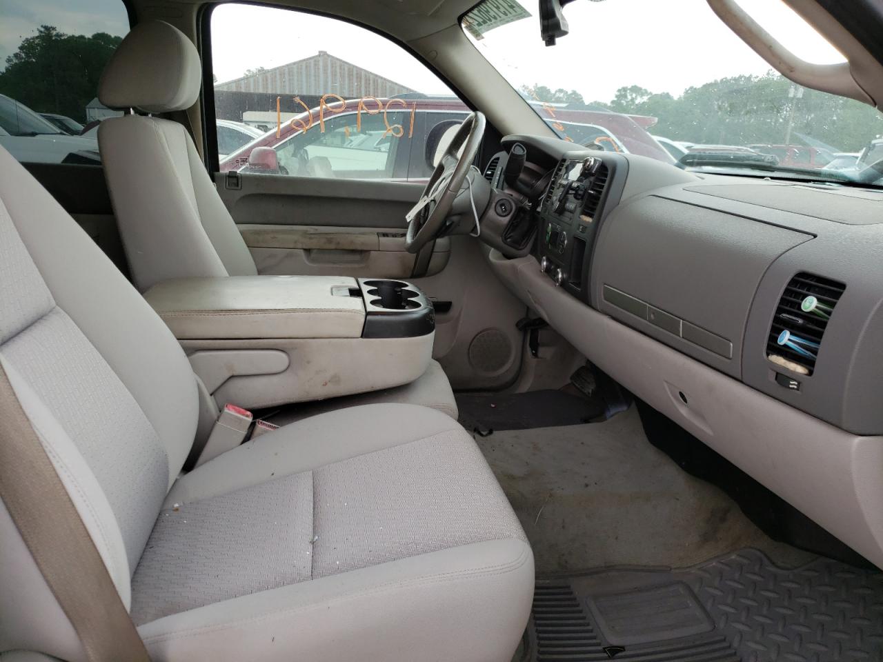 Photo 5 from auction – 2011 GMC SIERRA C15 with VIN 3GTP1VE08BG198780