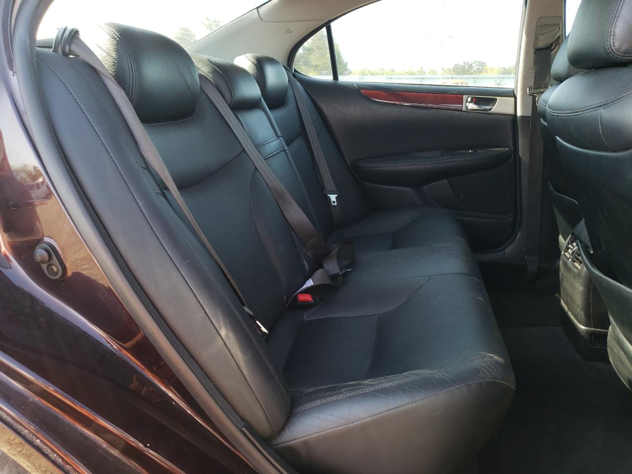 Photo 6 from auction – 2005 LEXUS ES 330 with VIN JTHBA30GX55134785