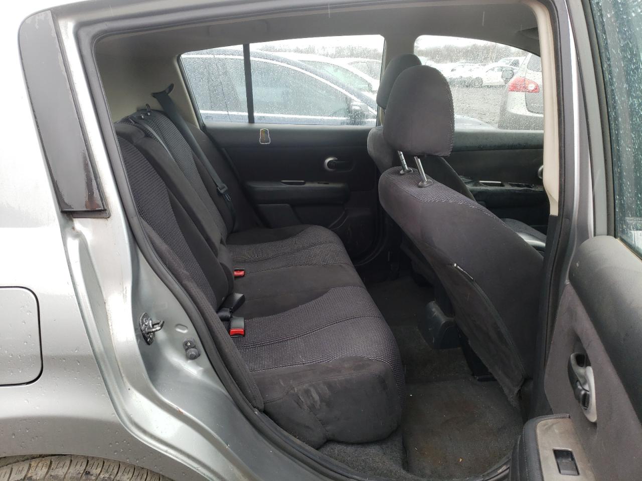 Photo 6 from auction – 2010 NISSAN VERSA S with VIN 3N1BC1CP7AL370092