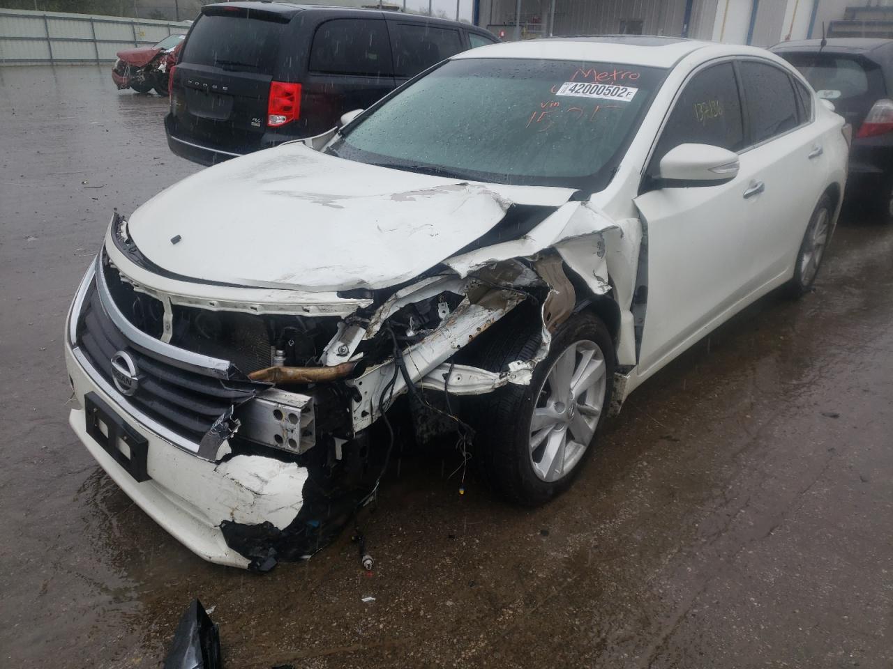 Photo 2 from auction – 2015 NISSAN ALTIMA 2.5 with VIN 1N4AL3AP7FC161595
