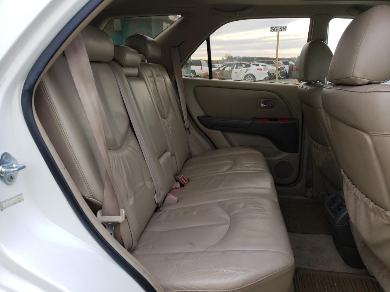 Photo 6 from auction – 2002 LEXUS RX 300 with VIN JTJGF10U120120105