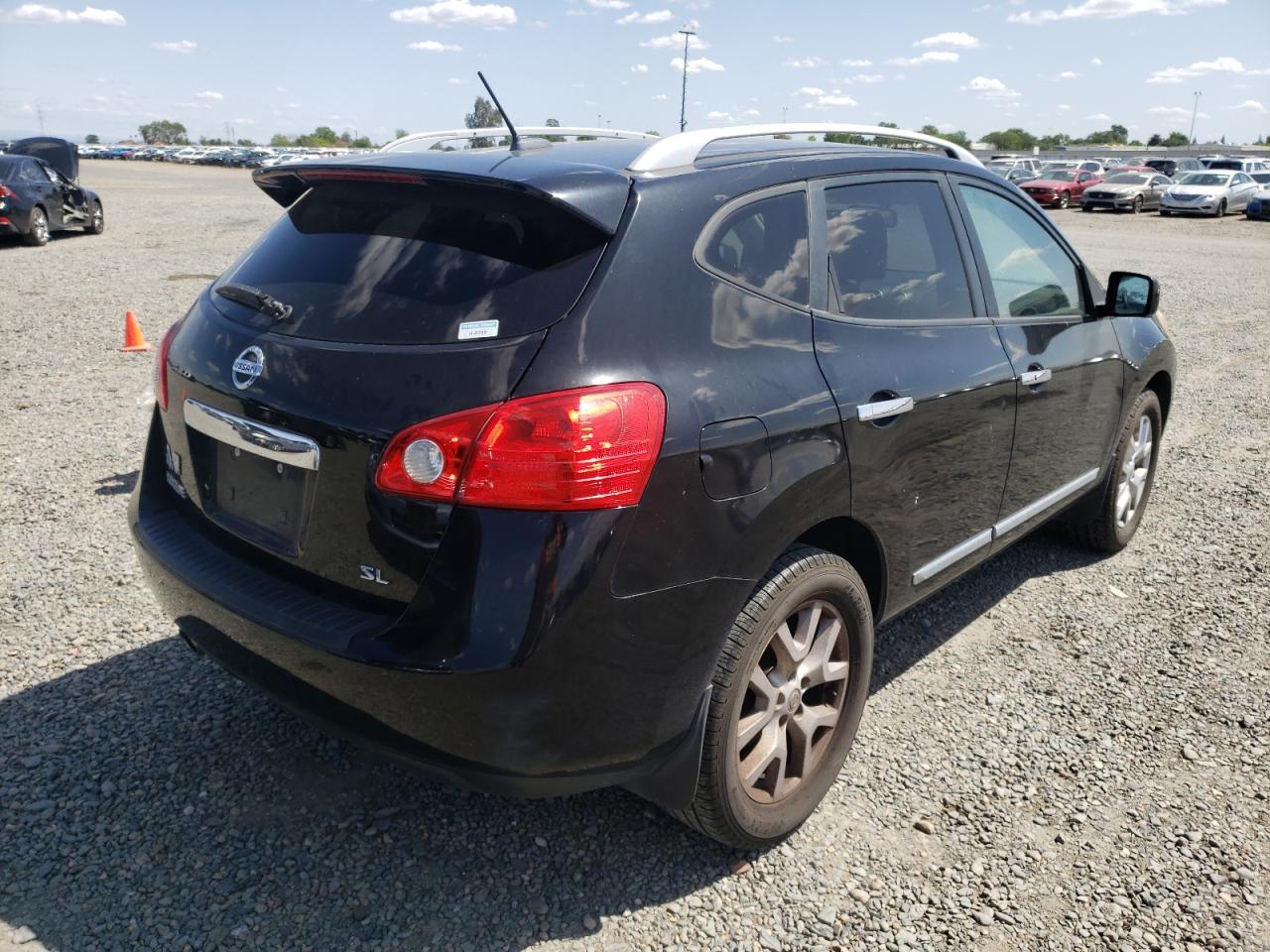Photo 4 from auction – 2012 NISSAN ROGUE S with VIN JN8AS5MT7CW280943