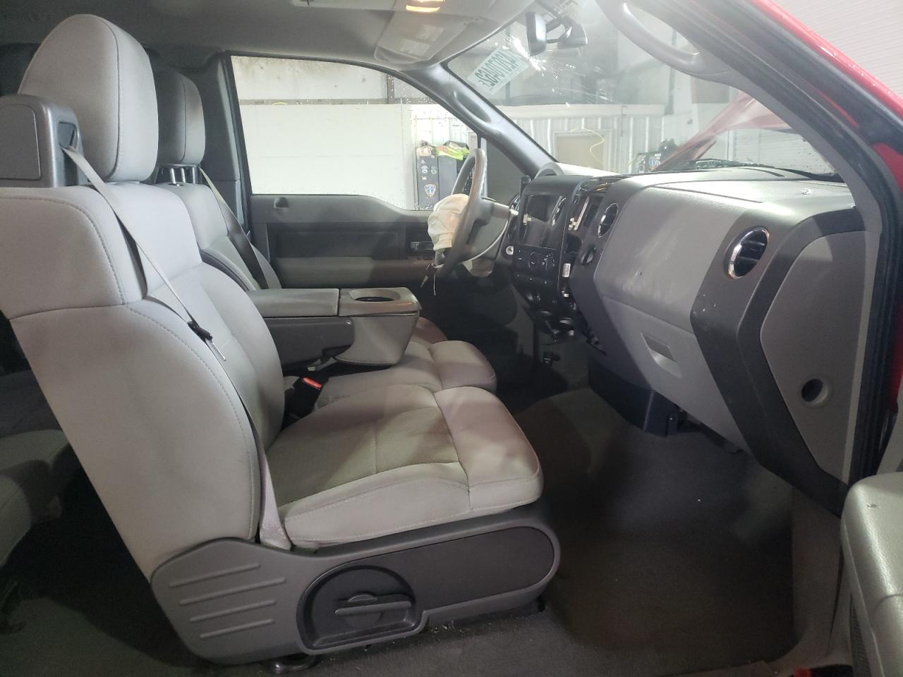 Photo 5 from auction – 2006 FORD F150 with VIN 1FTPX14586NA62425