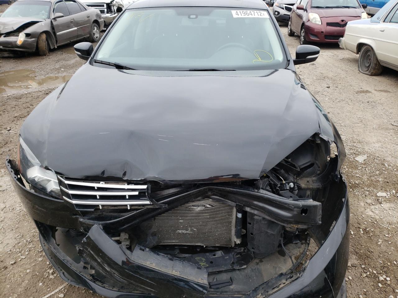 Photo 9 from auction – 2015 VOLKSWAGEN PASSAT SE with VIN 1VWBV7A33FC056708