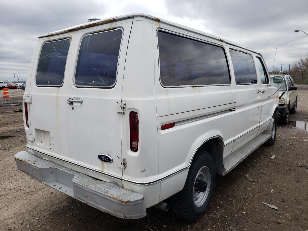 Photo 4 from auction – 1988 FORD ECONOLINE with VIN 1FBHE21Y8JHA56019