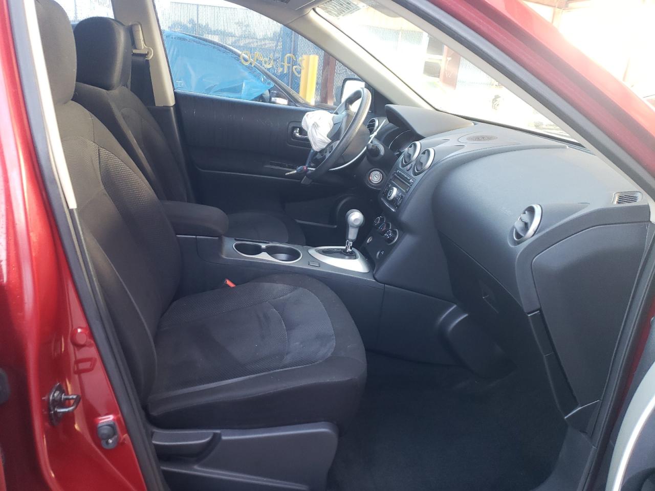 Photo 5 from auction – 2012 NISSAN ROGUE S with VIN JN8AS5MT5CW299281
