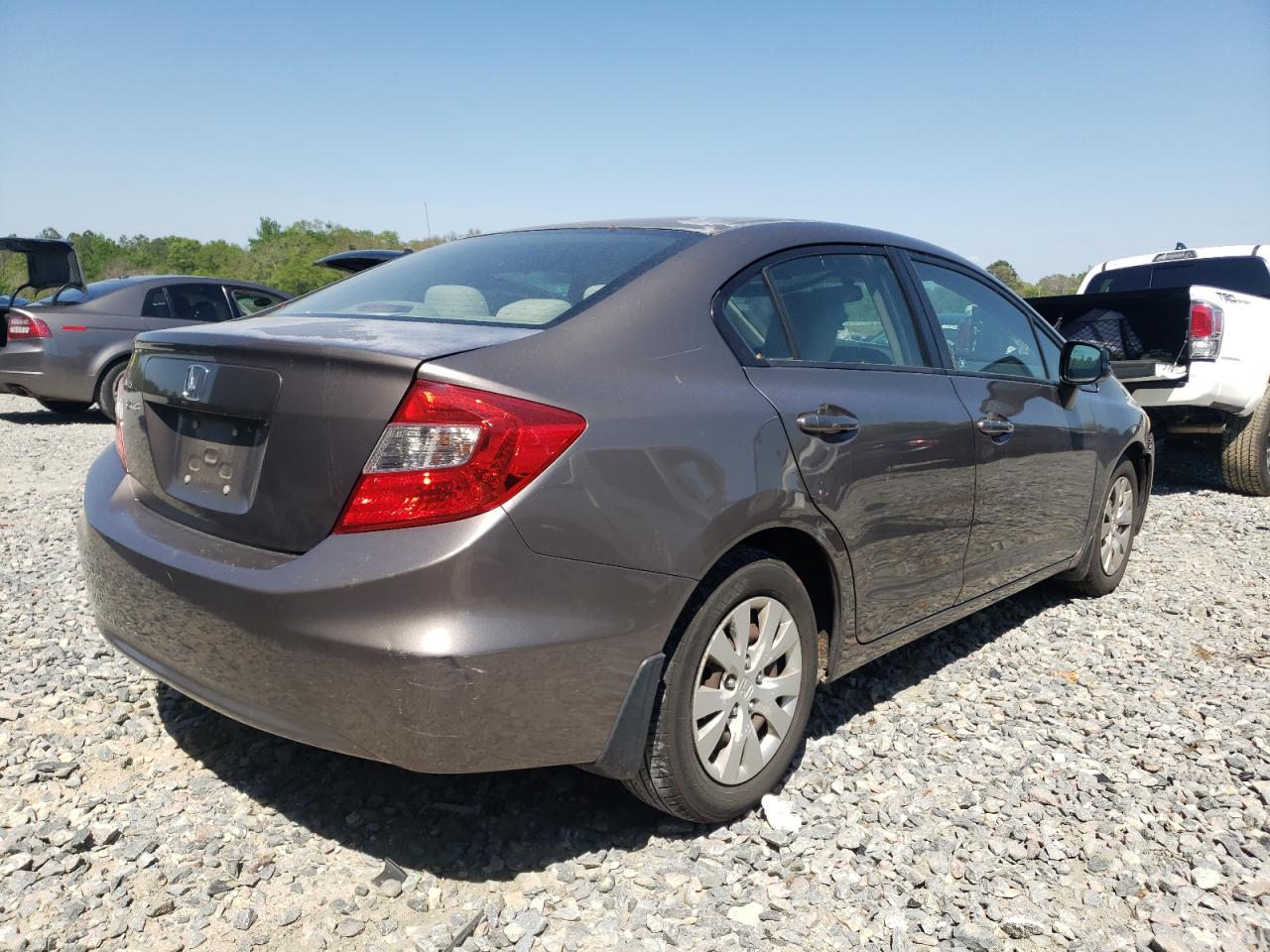 Photo 4 from auction – 2012 HONDA CIVIC LX with VIN 2HGFB2F55CH529464
