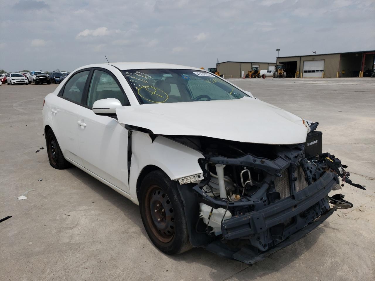 KIA FORTE EX 2011 with VIN KNAFU4A28B5426771 - Photo from auction