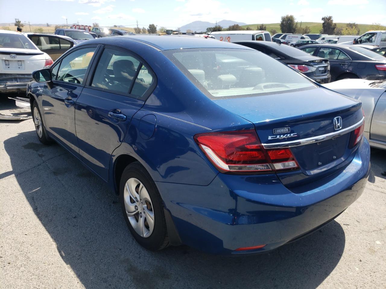 Photo 3 from auction – 2014 HONDA CIVIC LX with VIN 19XFB2F59EE082599