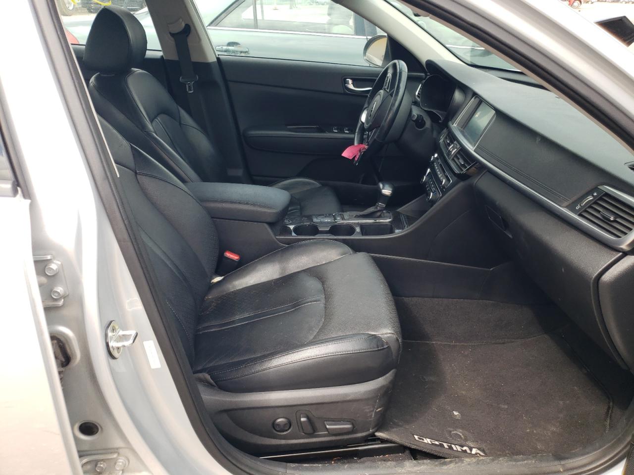 Photo 5 from auction – 2016 KIA OPTIMA EX with VIN 5XXGU4L34GG098362