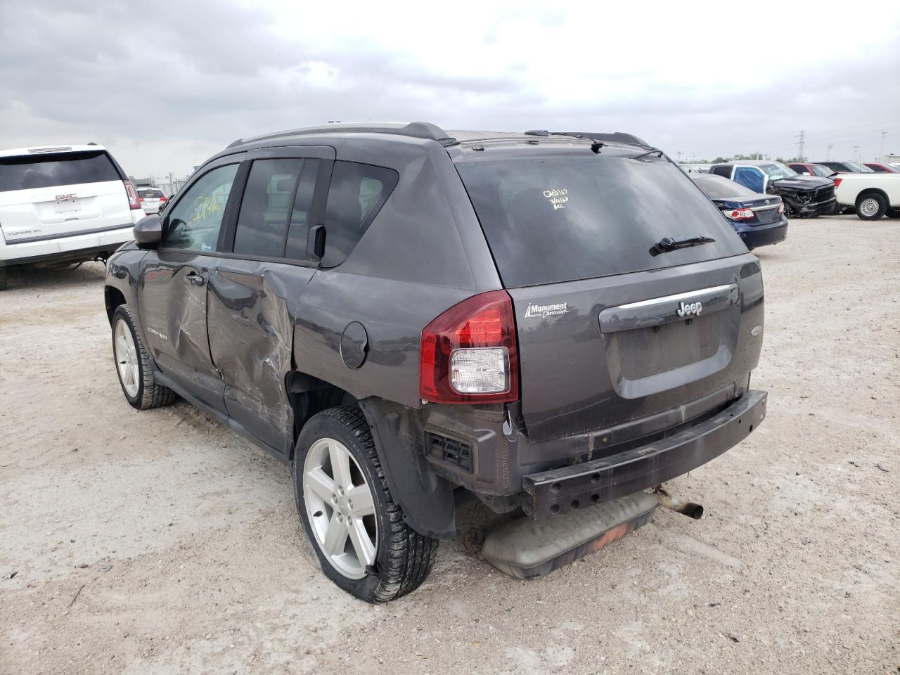 Photo 3 from auction – 2014 JEEP COMPASS LA with VIN 1C4NJCEA2ED857376