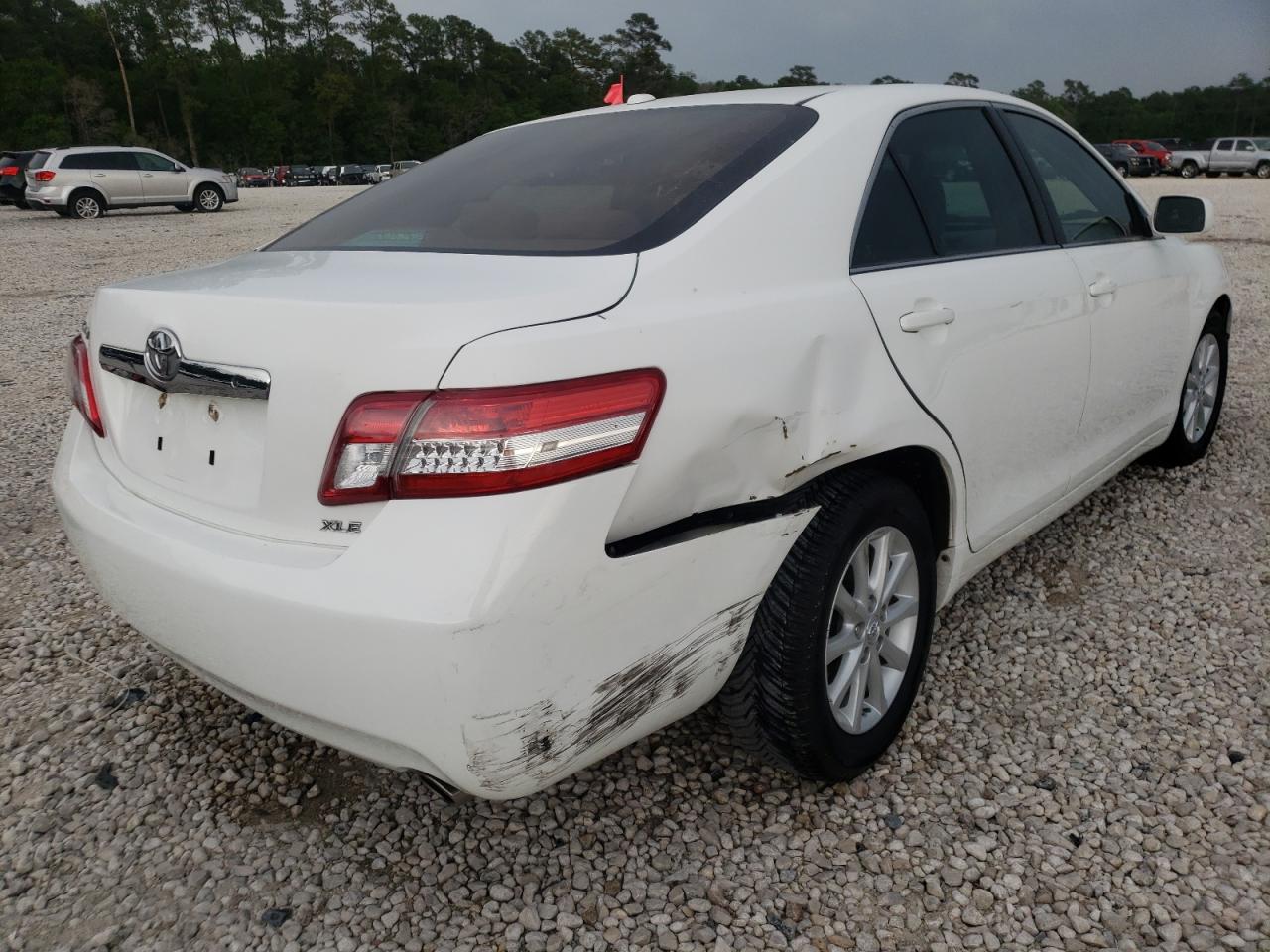 Photo 4 from auction – 2011 TOYOTA CAMRY BASE with VIN 4T4BF3EK3BR095167
