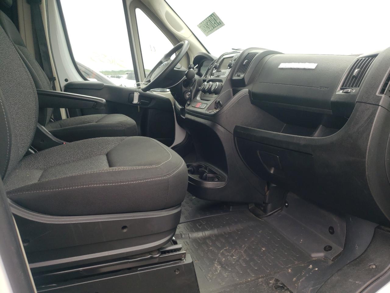 Photo 5 from auction – 2019 RAM PROMASTER with VIN 3C6TRVBG2KE547752