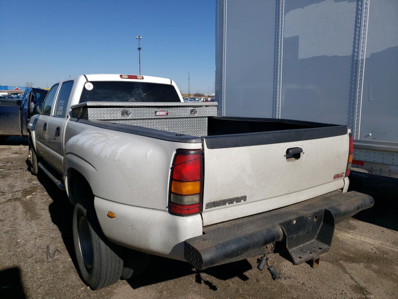 Photo 3 from auction – 2003 GMC NEW SIERRA with VIN 1GTJC33143F149143