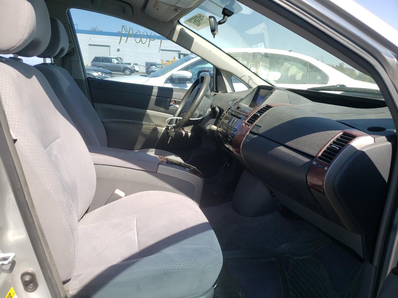 Photo 5 from auction – 2006 TOYOTA PRIUS with VIN JTDKB20U963201811