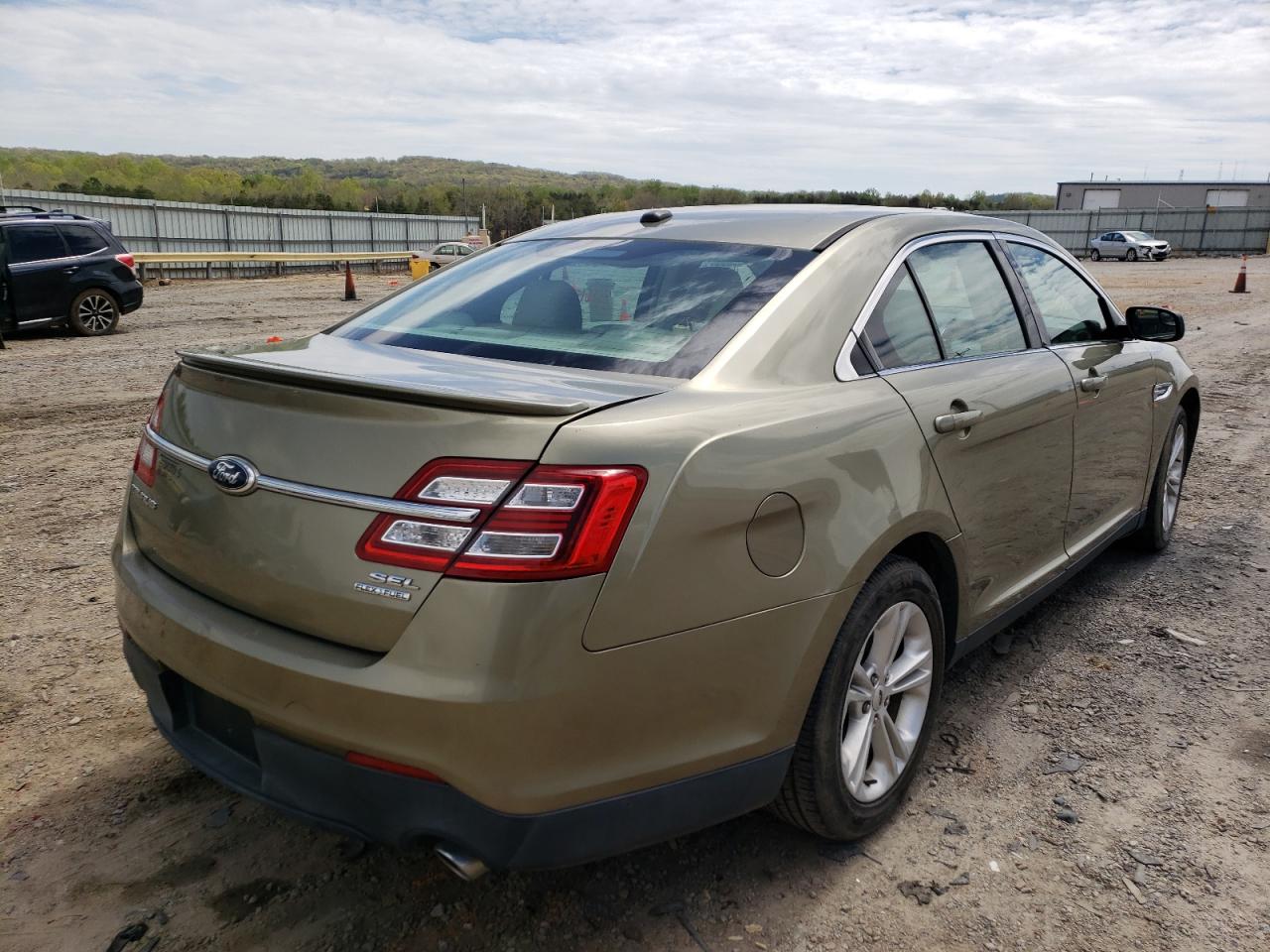 Photo 4 from auction – 2013 FORD TAURUS with VIN 1FAHP2E89DG155397