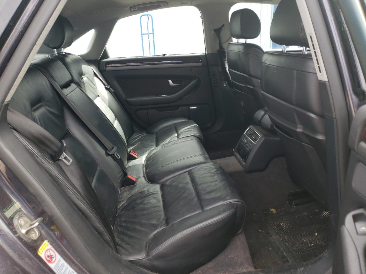 Photo 6 from auction – 2005 AUDI A8 4.2 QUA with VIN WAULL44E05N007104