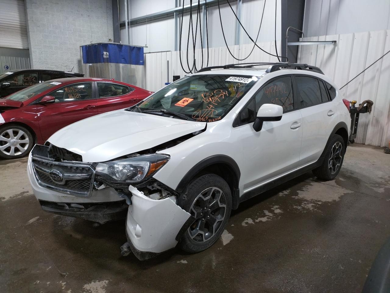 Photo 2 from auction – 2014 SUBARU XV CROSSTR with VIN JF2GPAVC5E8283136