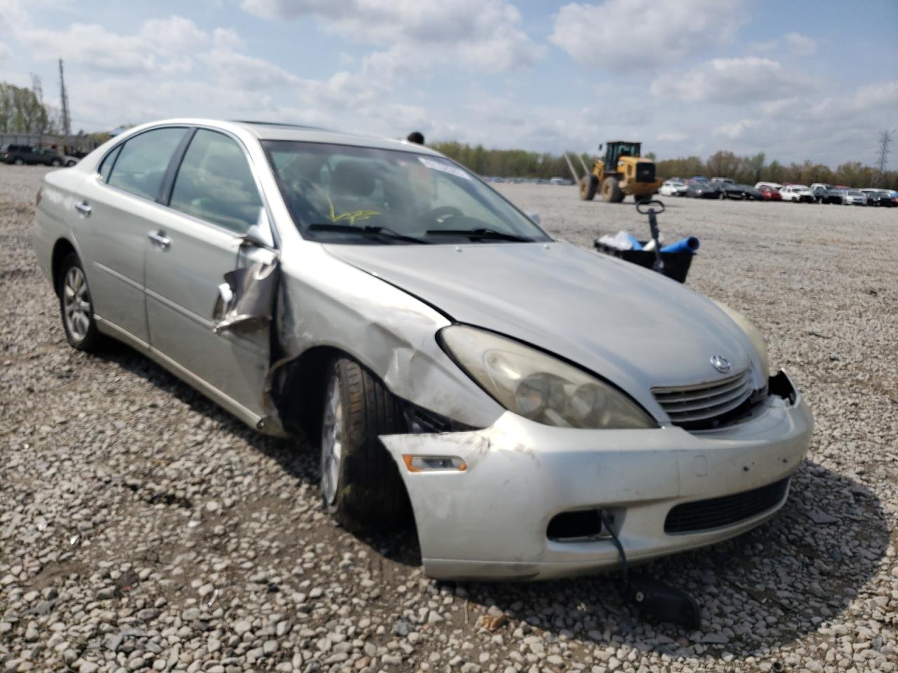LEXUS ES 330 2004 with VIN JTHBA30G245034419 - Photo from auction