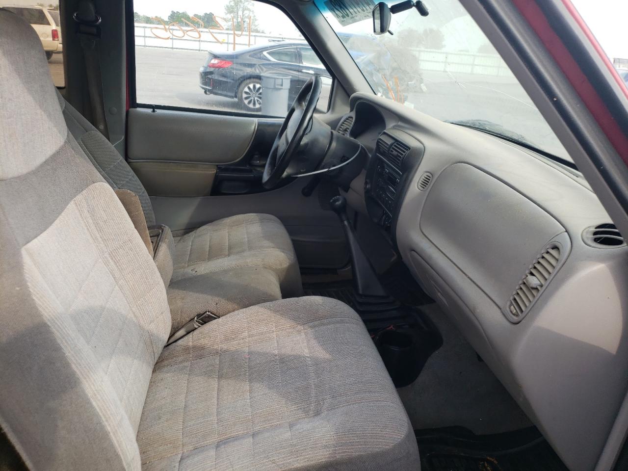 Photo 5 from auction – 1996 FORD RANGER SUP with VIN 1FTCR14UXTPB00687