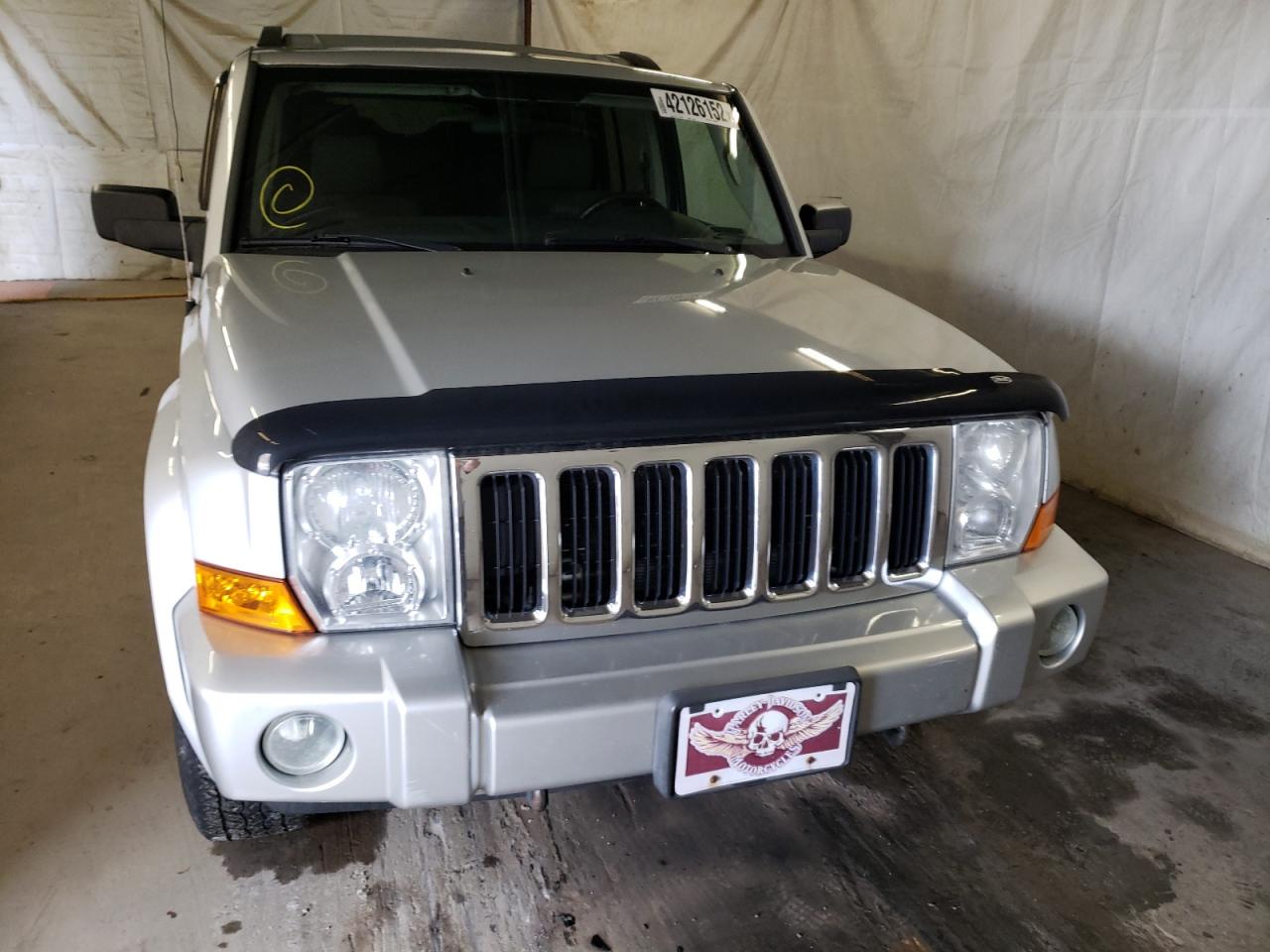 Photo 9 from auction – 2007 JEEP COMMANDER with VIN 1J8HG48K47C619312