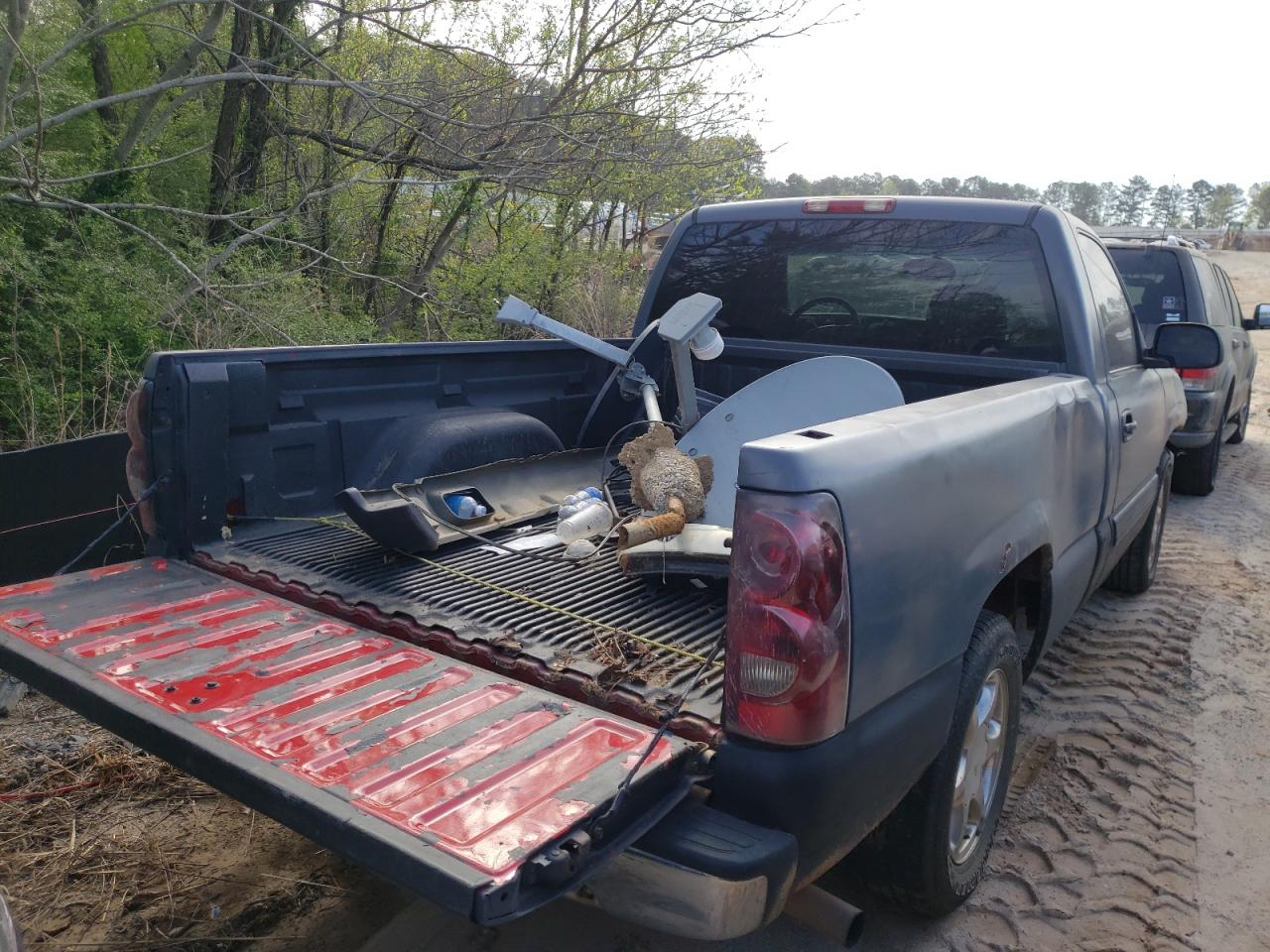 Photo 6 from auction – 2003 CHEVROLET SILVERADO with VIN 1GCEC14V13Z171297
