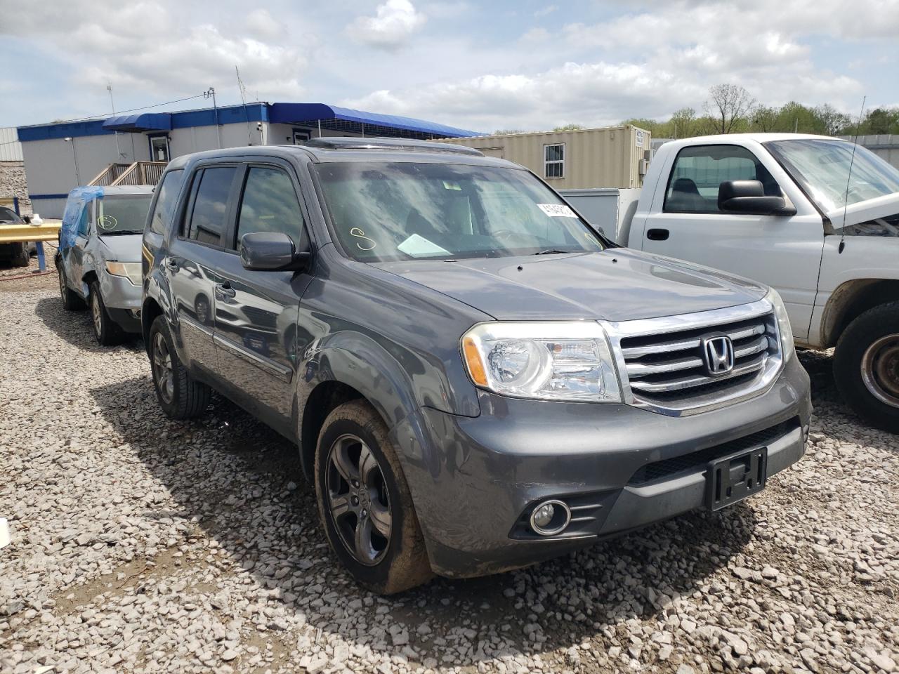 HONDA PILOT EXL 2013 with VIN 5FNYF3H68DB018801 - Photo from auction